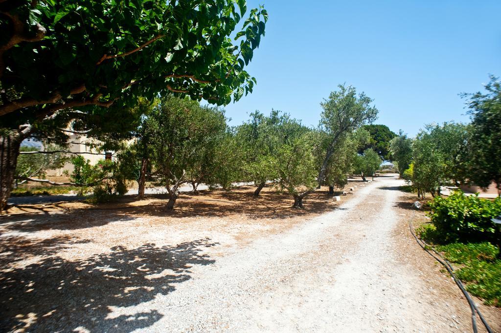 Dolphin Apartments Frangokastello Dış mekan fotoğraf