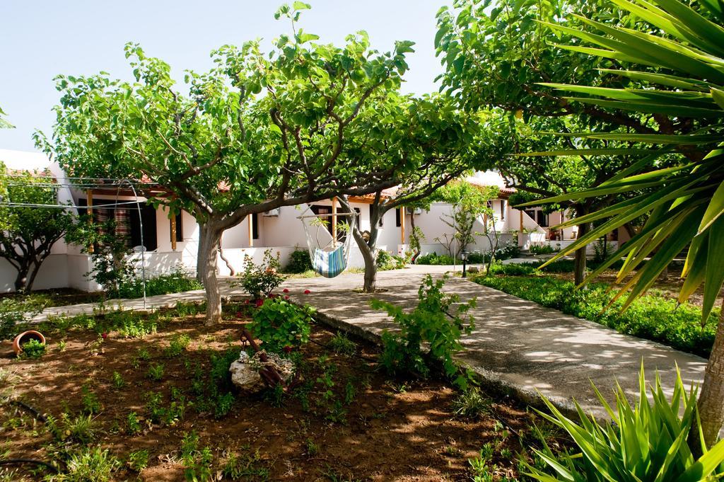 Dolphin Apartments Frangokastello Dış mekan fotoğraf